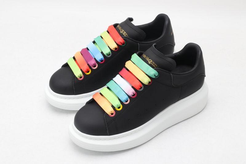 A*exander M*queen Sneaker