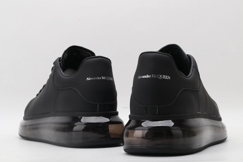 A*exander M*queen Sneaker