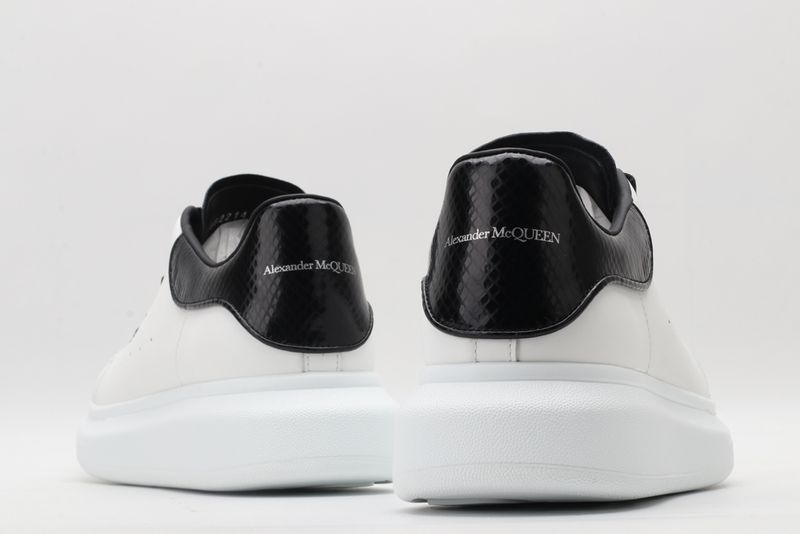 A*exander M*queen Sneaker