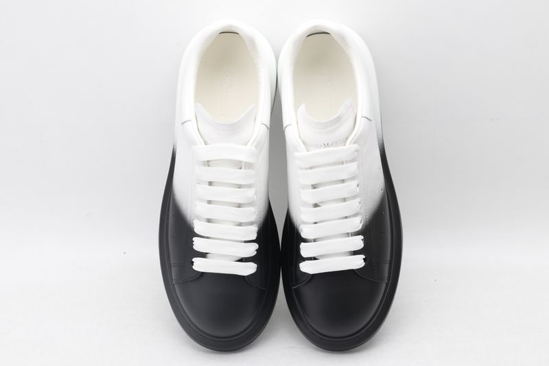 A*exander M*queen Sneaker