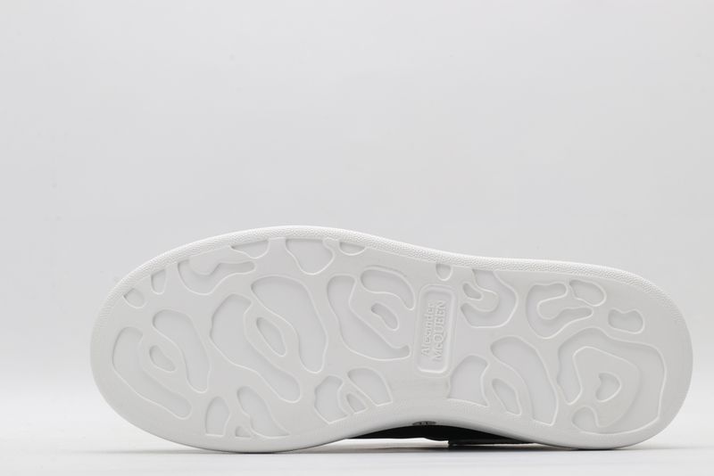 A*exander M*queen Sneaker
