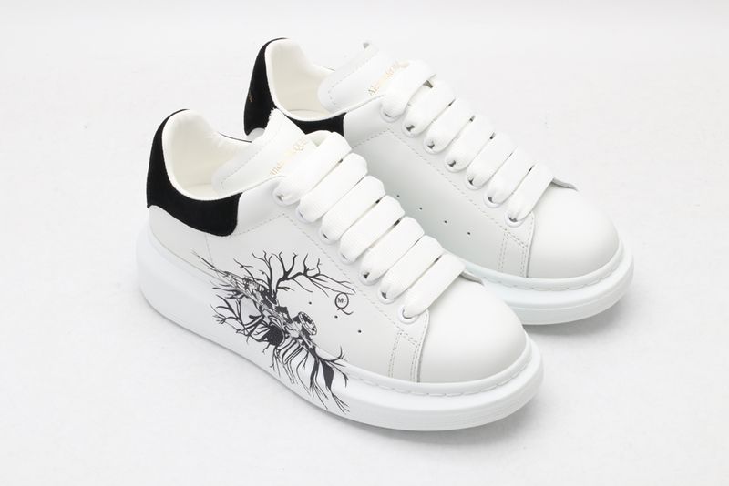 A*exander M*queen Sneaker