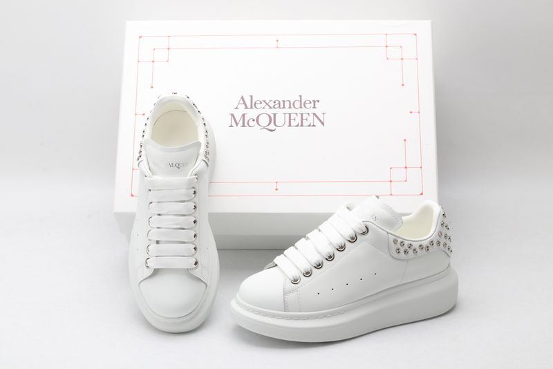 A*exander M*queen Sneaker