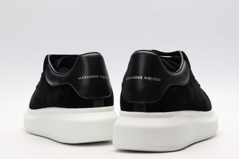 A*exander M*queen Sneaker