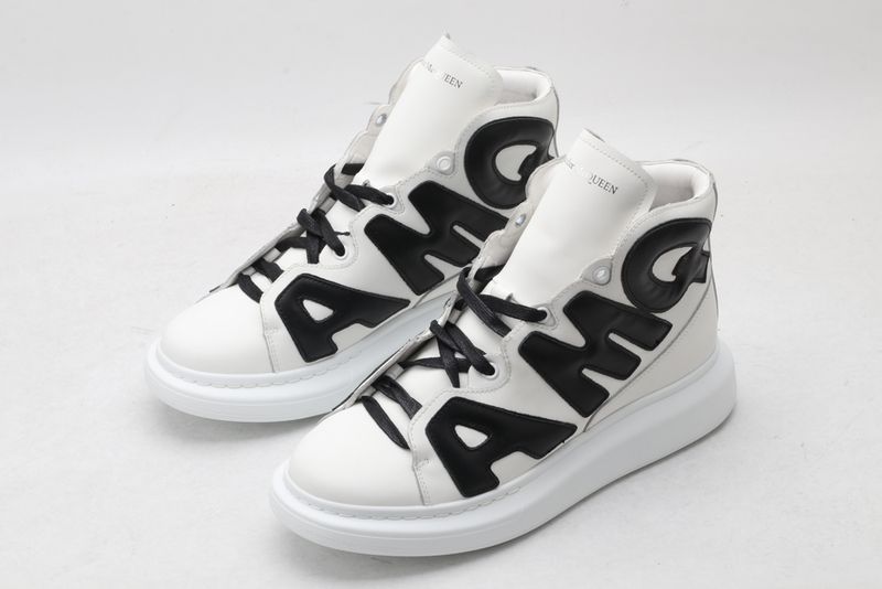 A*exander M*queen Sneaker