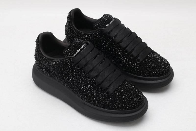 A*exander M*queen Sneaker