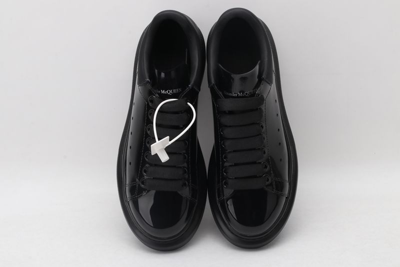 A*exander M*queen Sneaker