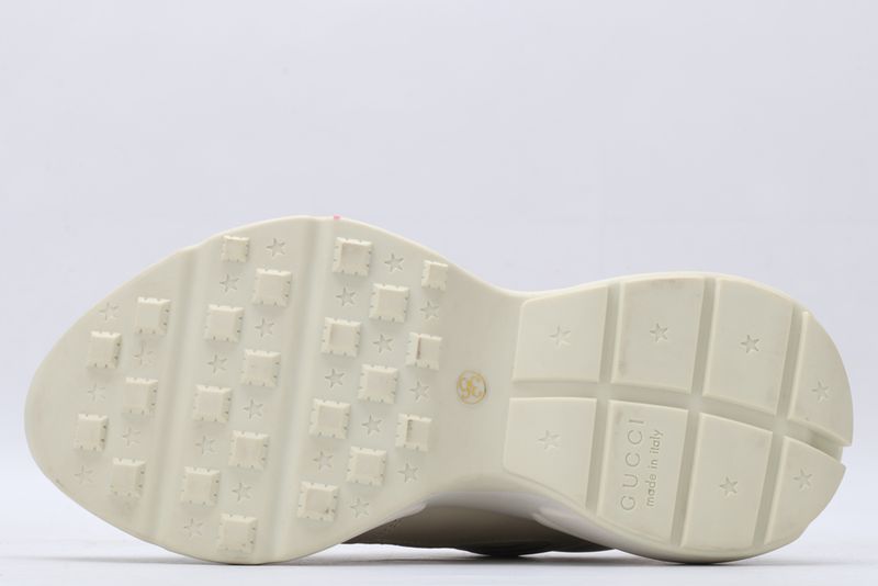G*cci Sneaker