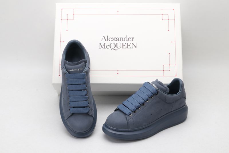 A*exander M*queen Sneaker