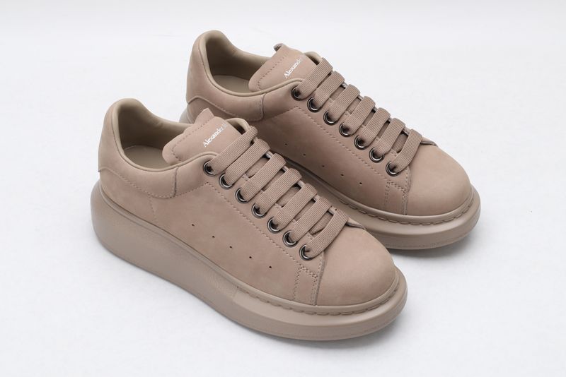 A*exander M*queen Sneaker