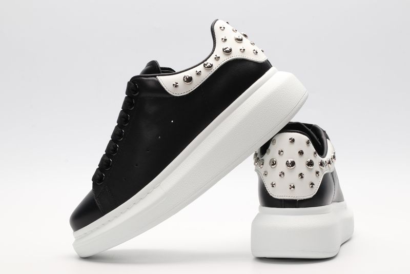 A*exander M*queen Sneaker