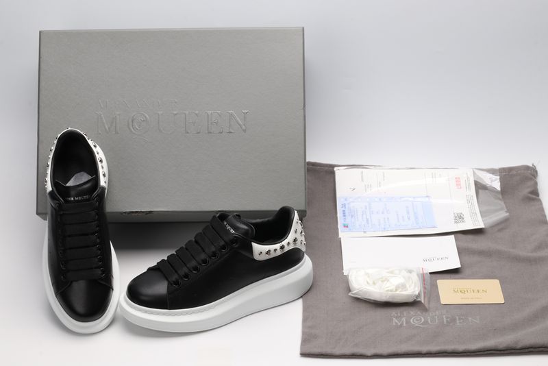 A*exander M*queen Sneaker