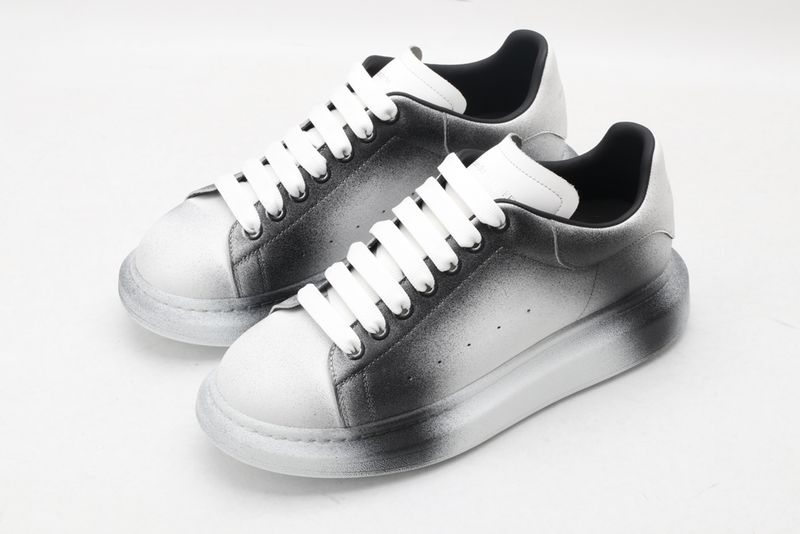A*exander M*queen Sneaker