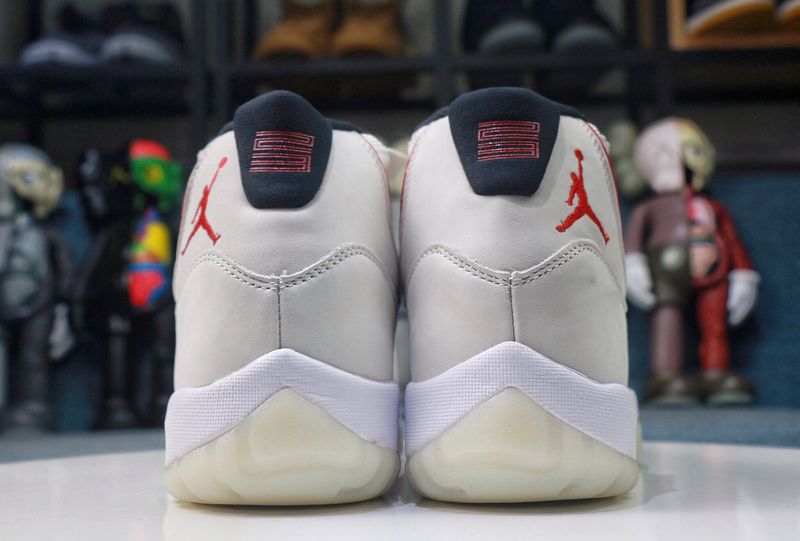 Air Jordan 11 Retro Platinum Tint  378037-016