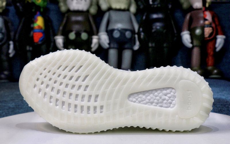 Yeezy boost 350 V2 Cream white