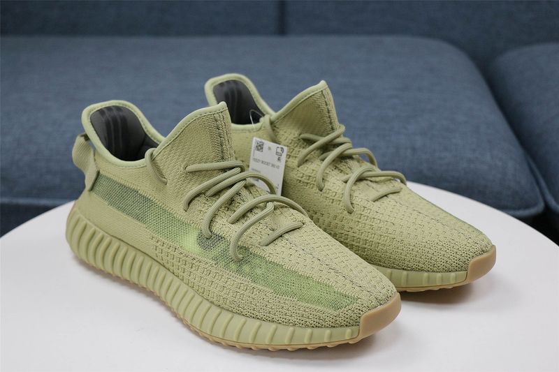 Yeezy Boost 350 V2 Sulfur
