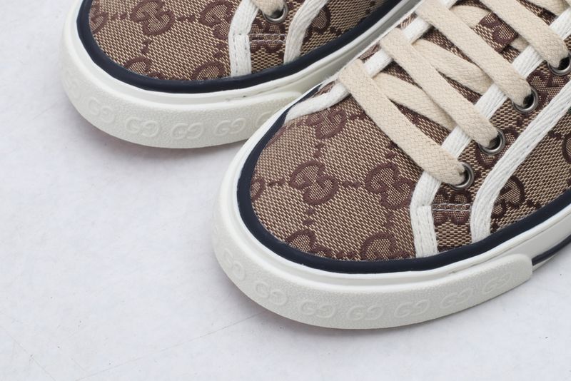 G*cci Sneaker