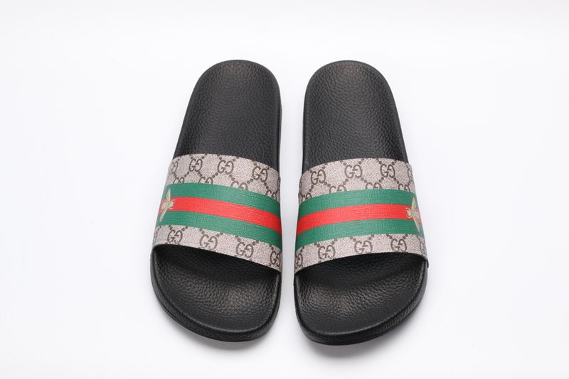 G*cci Sandals