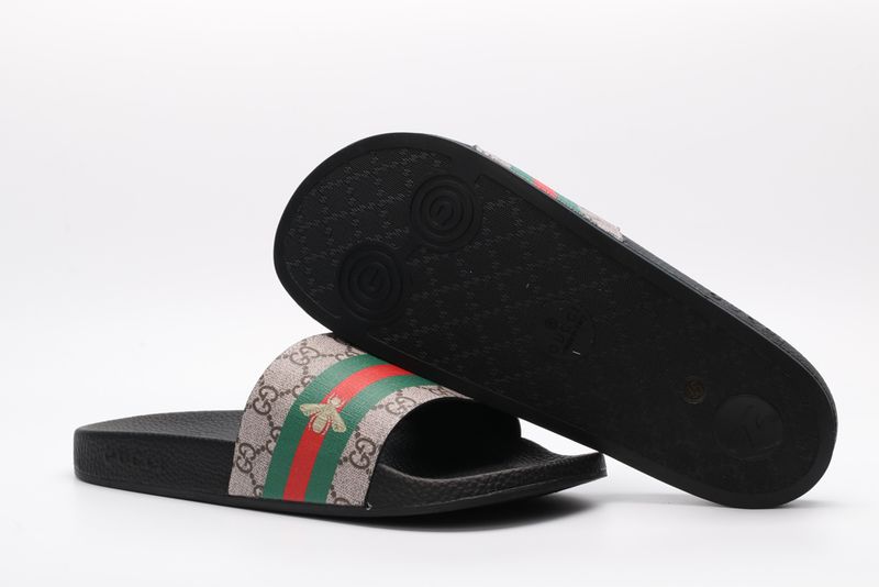G*cci Sandals