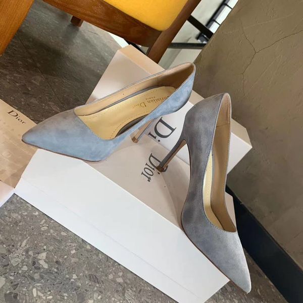 Women D*or Pump