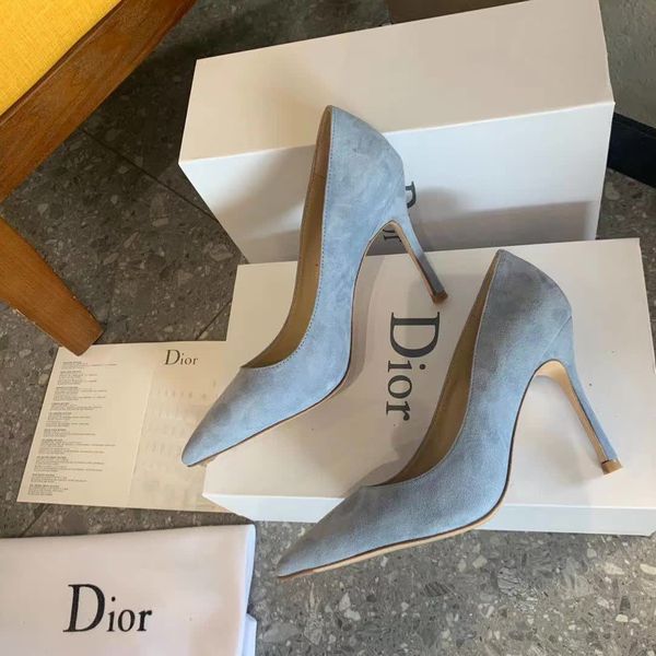 Women D*or Pump