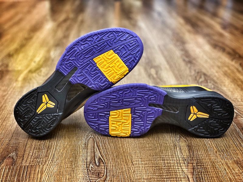 NIKE KOBE 5