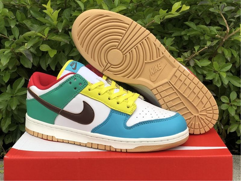 Nike Dunk Low “Free 99” DH0952-100