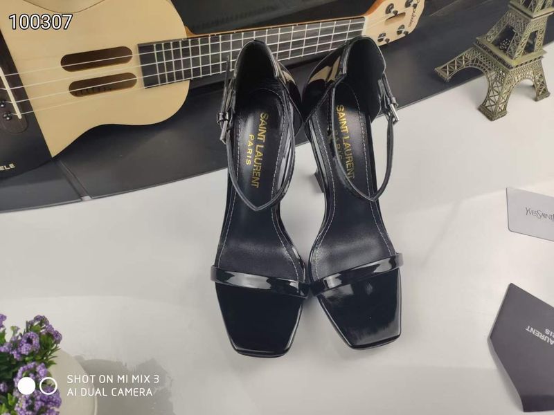 Women Y*SL Top Pumps