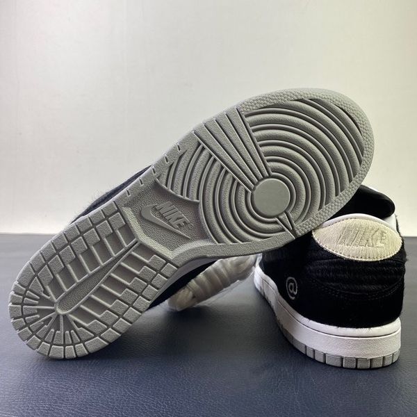 Nike SB Dunk Low