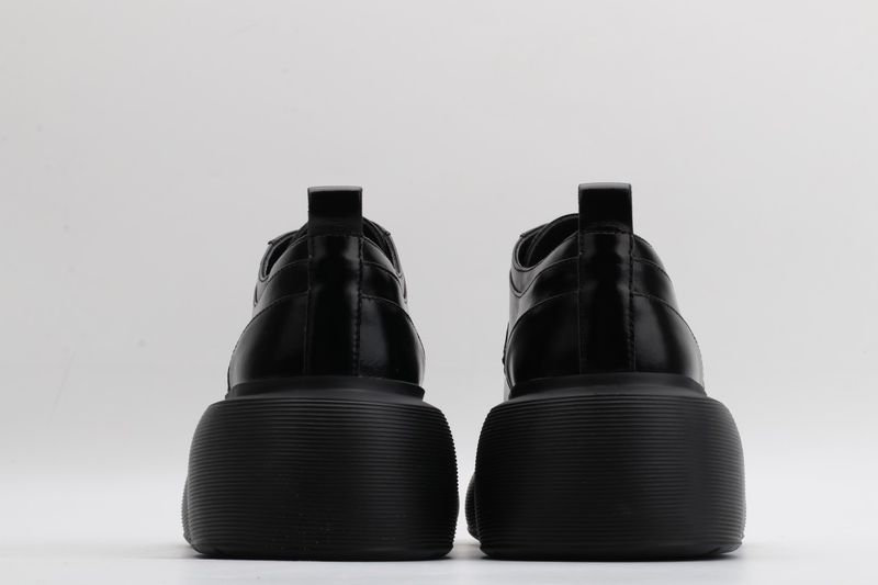 Women D*YMONLATRY Top Sneaker