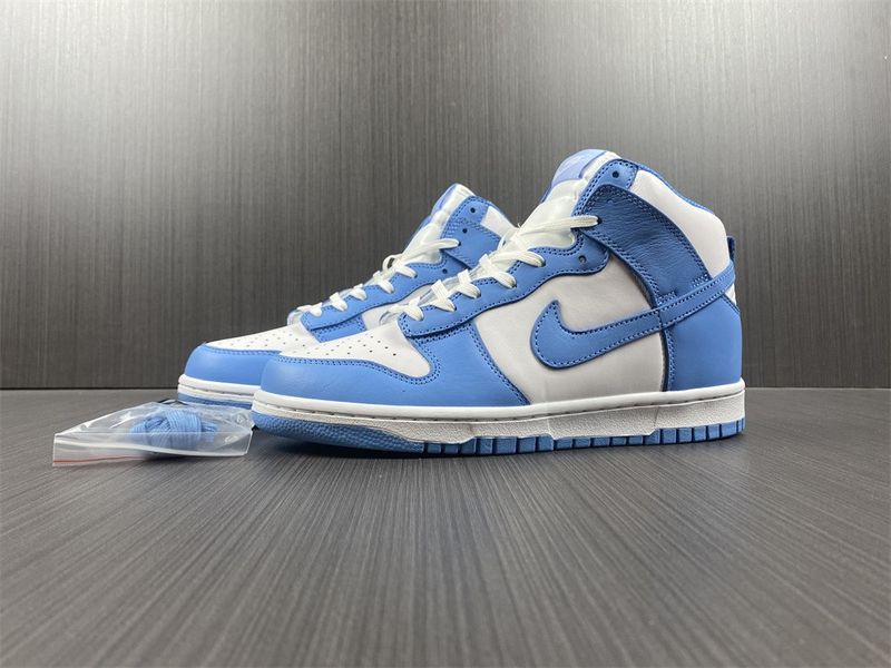 Nike SB Dunk DD1869-107