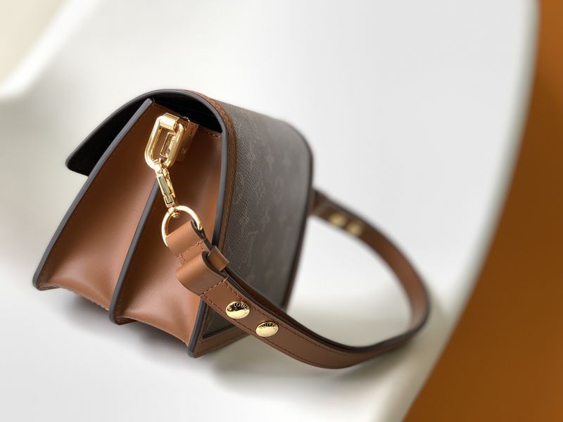 L*ouis V*uitton Crossbody bag Top Quality HT 20231016-12 20.0 x 15.0 x 9.0 cm