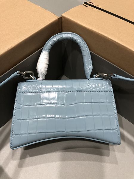 B*alenciaga Crossbody bag Top Quality HT 20231017-116 31*20*12