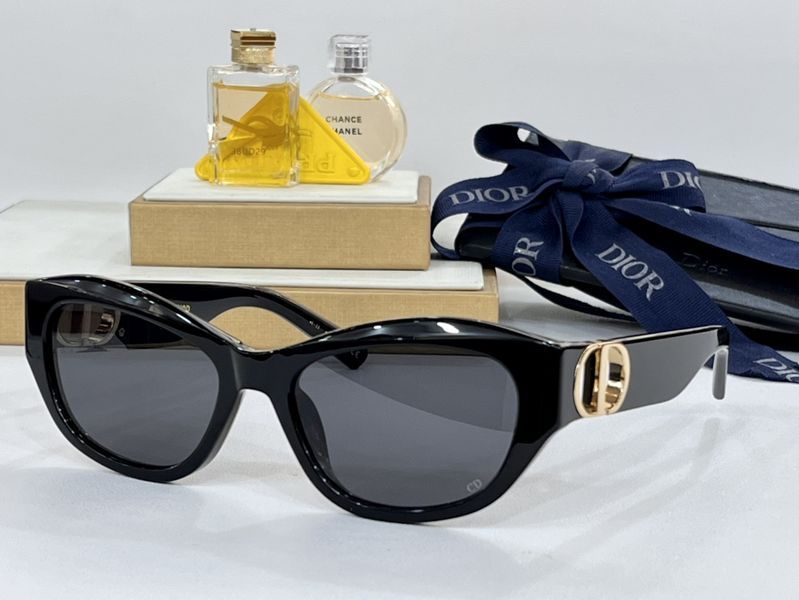 D*ior Glasses Top XX 20240414-8