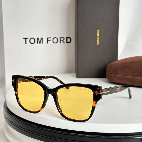 T*om for Glasses Top XX 20240802-19