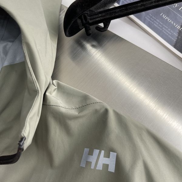 H*elly Hansen Coat D17 20240821-77