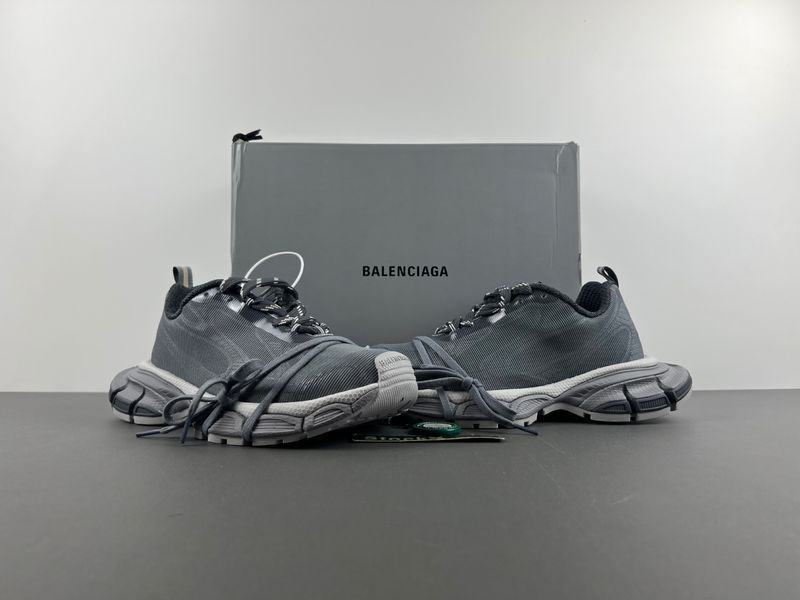 B*alenciaga 3XL AM 20241019-3