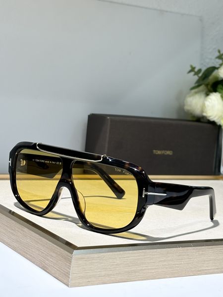T*omford Glasses Top XX  20250113-49