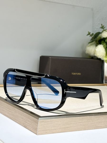 T*omford Glasses Top XX  20250113-49