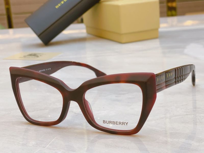 B*urberry  Glasses Top XX 20250113-60