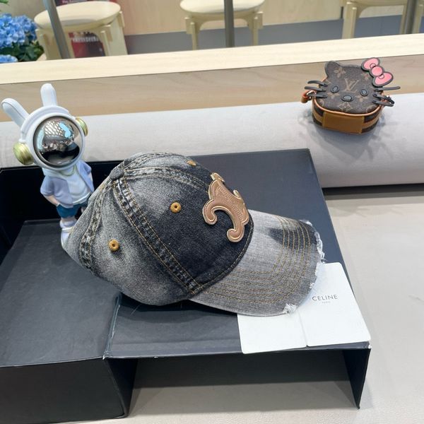 C*eline  Hats Top XX20250408-19