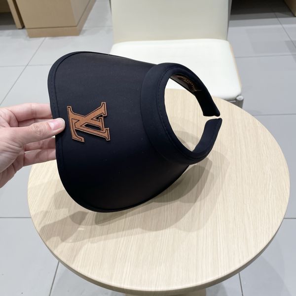 L*ouis V*uitton  Hats Top XX20250409-18