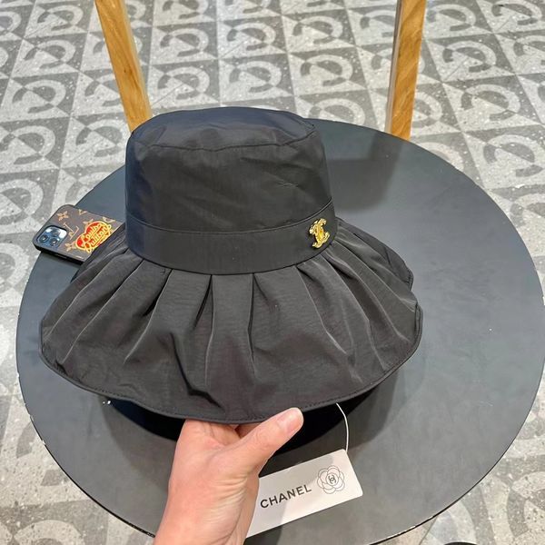 C*hanel  Hats Top XX20250409-22