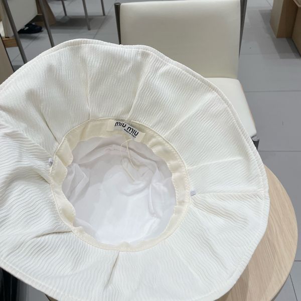 M*iu Miu  Hats Top XX250409-31