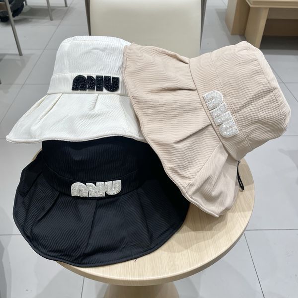 M*iu Miu  Hats Top XX250409-31