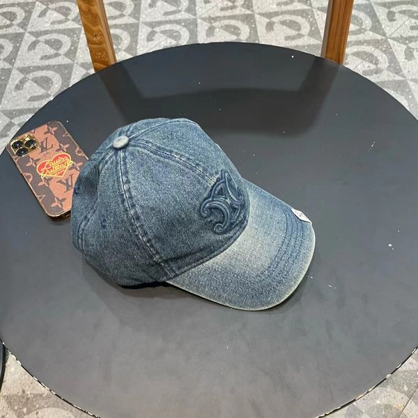 C*eline  Hats Top XX20250409-46