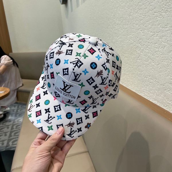 L*ouis V*uitton  Hats Top XX20250409-47