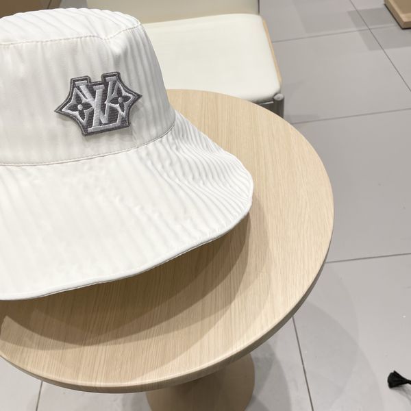 L*ouis V*uitton  Hats Top XX20250409-50