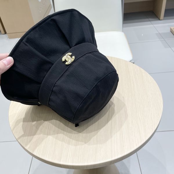 C*hanel  Hats Top XX20250409-53