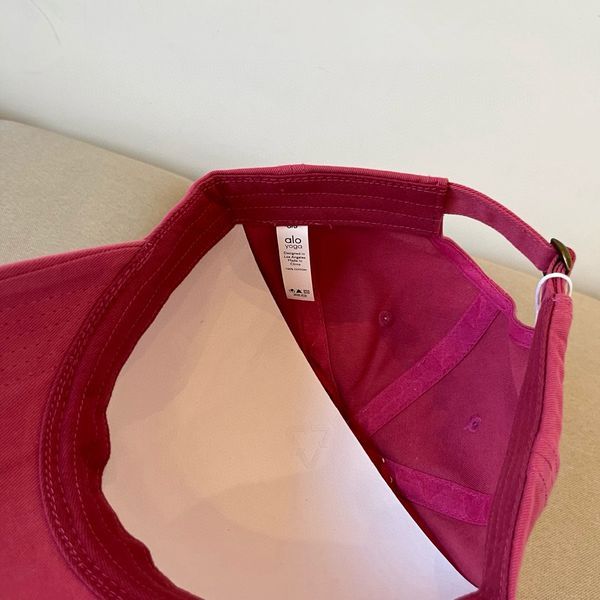 A*lo  Hats Top XX20250410-3